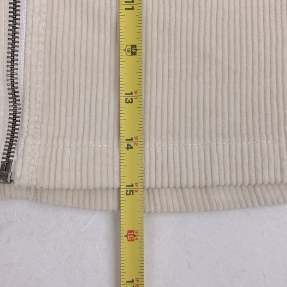 American Eagle Corduroy Mini skirt Size 6 Zip up front Pockets Creme ivory - Picture 12 of 13